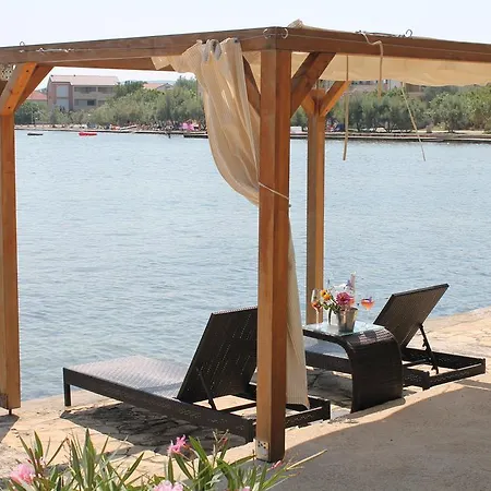 Sea Breeze Holiday Сasa de vacaciones *